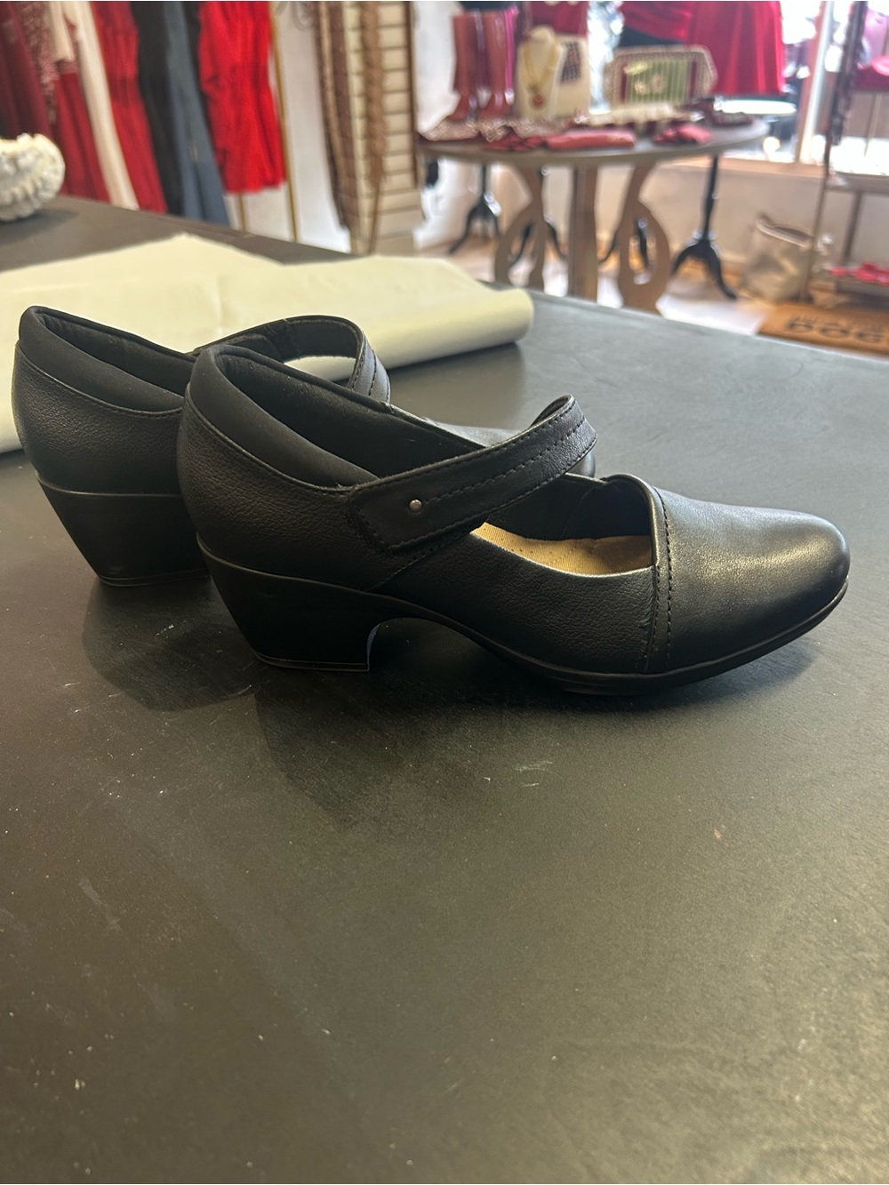 Clarks Black Mary Jane Comfort Flats - Picture 6 of 7